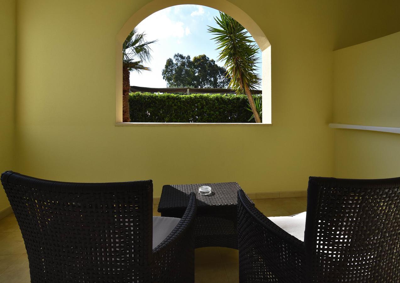 Hotel Ristorante Il Vascello Costa Rei Exteriör bild